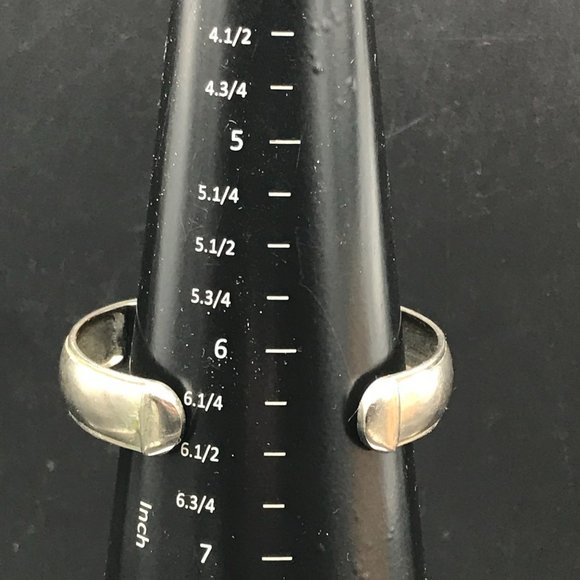 Studio C Silver Toned Cuff Bracelet Women's Watch Analog Quartz A404-23 New Batt - Picture 7 of 7